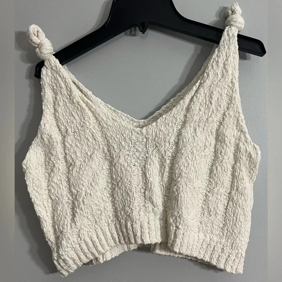 Show Me Your Mumu cream cable knit Trinity tank top sz medium versatile crop - Picture 2 of 7